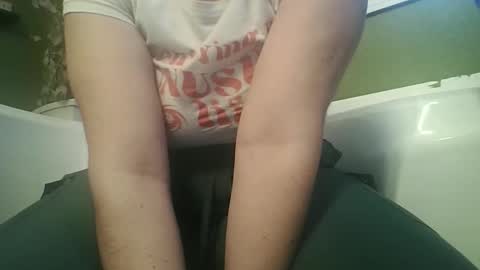 Snapshot of hisnotyours chatting on 23, 12, 2025 Grace online show from 23, 12, 2025