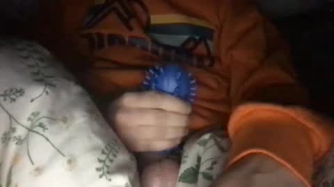 Snapshot of hockeyboi4354 chatting on 5, 10, 2025 hockeyboi4354 online show from 5, 10, 2025