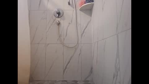 Snapshot of hockeyjock17 chatting on 28, 2, 2026 hockeyjock17 online show from 28, 2, 2026