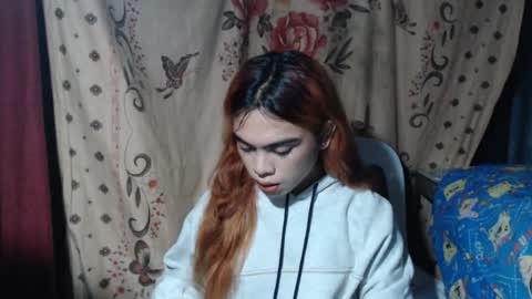 Snapshot of hoelyaurora chatting on 22, 4, 2026 Aurora3 online show from 22, 4, 2026
