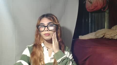 Snapshot of hoelyaurora chatting on 4, 5, 2026 Aurora3 online show from 4, 5, 2026