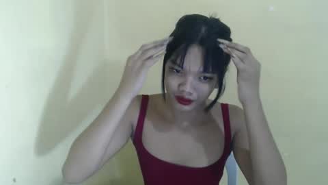 Snapshot of hoelyguine chatting on 15, 3, 2026 Guinevere3 online show from 15, 3, 2026