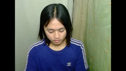 Snapshot of hoelyhanabi chatting on 6, 4, 2026 KIESH online show from 6, 4, 2026