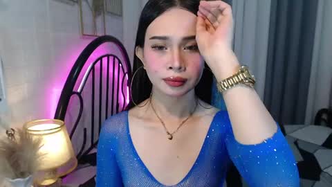 Snapshot of hoelymolly chatting on 21, 5, 2026 hoelymolly online show from 21, 5, 2026