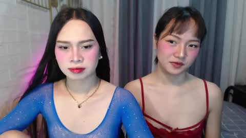 Snapshot of hoelymolly chatting on 27, 6, 2026 hoelymolly online show from 27, 6, 2026
