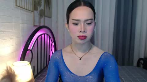 Snapshot of hoelymolly chatting on 11, 7, 2026 hoelymolly online show from 11, 7, 2026