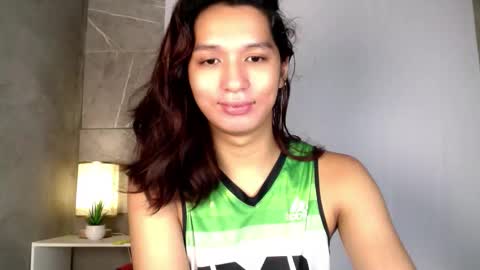 Snapshot of hoelymorri chatting on 3, 10, 2025 Hoelymorri online show from 3, 10, 2025