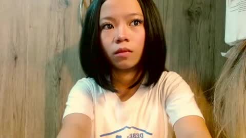 Snapshot of hoelymorri chatting on 27, 4, 2026 Hoelymorri online show from 27, 4, 2026