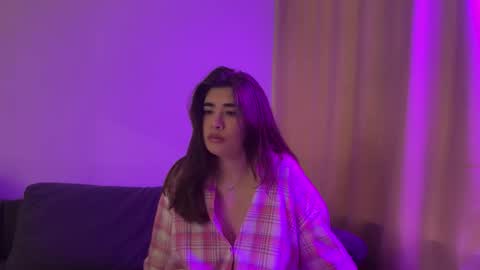 Nancy Becconi online show from 30, 11, 2025