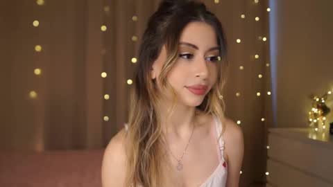 Moni Monica online show from 14, 1, 2026