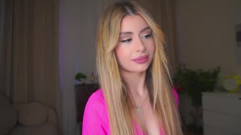 Moni Monica online show from 15, 4, 2026