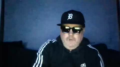 Snapshot of holden_minutz chatting on 13, 2, 2026 holden_minutz online show from 13, 2, 2026