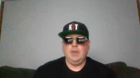 Snapshot of holden_minutz chatting on 22, 4, 2026 holden_minutz online show from 22, 4, 2026