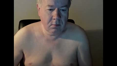 Snapshot of holgerhb53 chatting on 23, 2, 2025 Holger online show from 23, 2, 2025