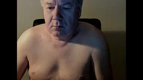 Snapshot of holgerhb53 chatting on 28, 2, 2025 Holger online show from 28, 2, 2025