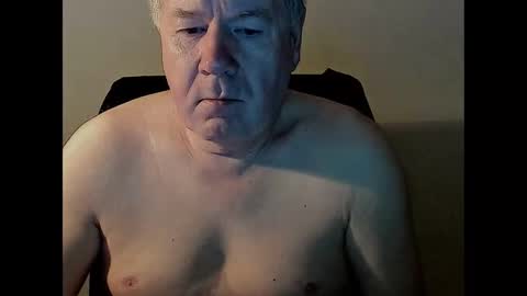 Snapshot of holgerhb53 chatting on 4, 3, 2025 Holger online show from 4, 3, 2025