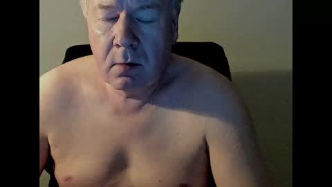 Snapshot of holgerhb53 chatting on 12, 3, 2025 Holger online show from 12, 3, 2025