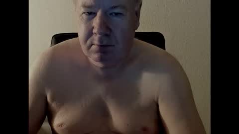 Snapshot of holgerhb53 chatting on 11, 9, 2025 Holger online show from 11, 9, 2025