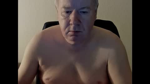 Snapshot of holgerhb53 chatting on 13, 9, 2025 Holger online show from 13, 9, 2025