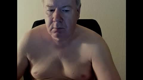 Snapshot of holgerhb53 chatting on 15, 9, 2025 Holger online show from 15, 9, 2025