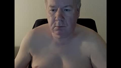 Snapshot of holgerhb53 chatting on 28, 9, 2025 Holger online show from 28, 9, 2025