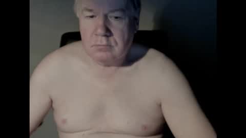 Snapshot of holgerhb53 chatting on 23, 11, 2025 Holger online show from 23, 11, 2025