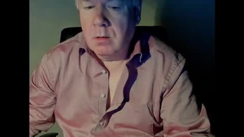 Snapshot of holgerhb53 chatting on 26, 11, 2025 Holger online show from 26, 11, 2025