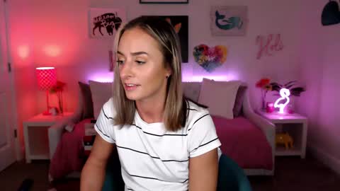 Holi Hurricane online show from 2, 3, 2025