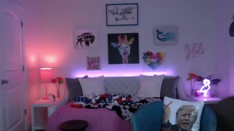 Holi Hurricane online show from 13, 9, 2025