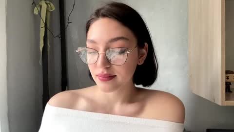 Sofia online show from 9, 4, 2026