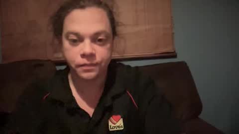 Hollys Drive threw Side Of CB. online show from 4, 11, 2025