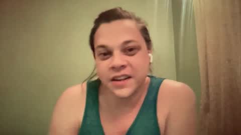 Hollys Drive threw Side Of CB. online show from 22, 12, 2025