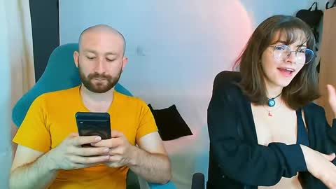 Snapshot of holly_and_honey_69 chatting on 5, 5, 2026 Holly and Honey online show from 5, 5, 2026