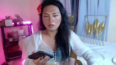 holly_maria69 online show from 5, 2, 2026