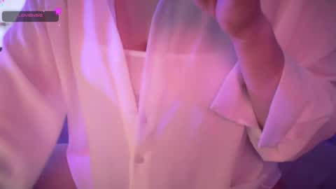 Snapshot of holly_molly_69 chatting on 12, 4, 2026 Molly online show from 12, 4, 2026