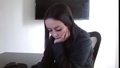 Holly online show from 23, 2, 2026