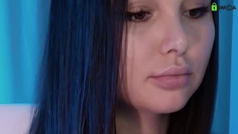 Snapshot of hollyextra chatting on 13, 2, 2025 hollyextra online show from 13, 2, 2025