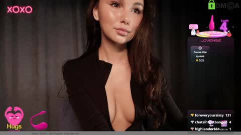 hollyextra online show from 8, 11, 2025