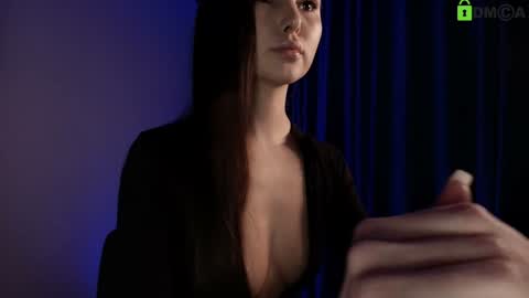 Snapshot of hollyextra chatting on 14, 1, 2026 hollyextra online show from 14, 1, 2026