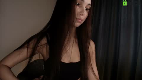 Snapshot of hollyextra chatting on 19, 2, 2026 hollyextra online show from 19, 2, 2026