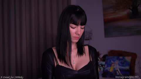 Holly Linder online show from 12, 1, 2025