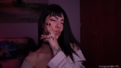 Holly Linder online show from 22, 2, 2025