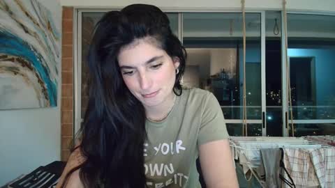 hollyshit_ online show from 24, 11, 2025