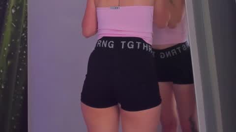 HollyTaillor online show from 2, 10, 2025