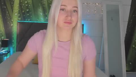 HollyTaillor online show from 2, 3, 2026