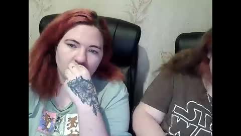 HollyXEva online show from 7, 2, 2026