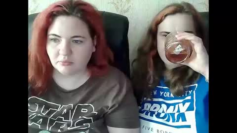 HollyXEva online show from 14, 2, 2026