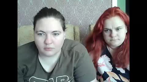 HollyXEva online show from 8, 5, 2026