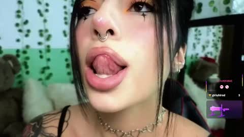 holly online show from 18, 1, 2025