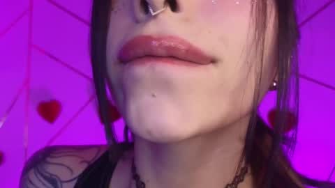 Snapshot of hollyxx_ chatting on 10, 3, 2026 holly online show from 10, 3, 2026